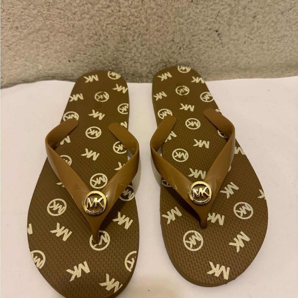 Michael Kors Tan and White Logo Flip Flops